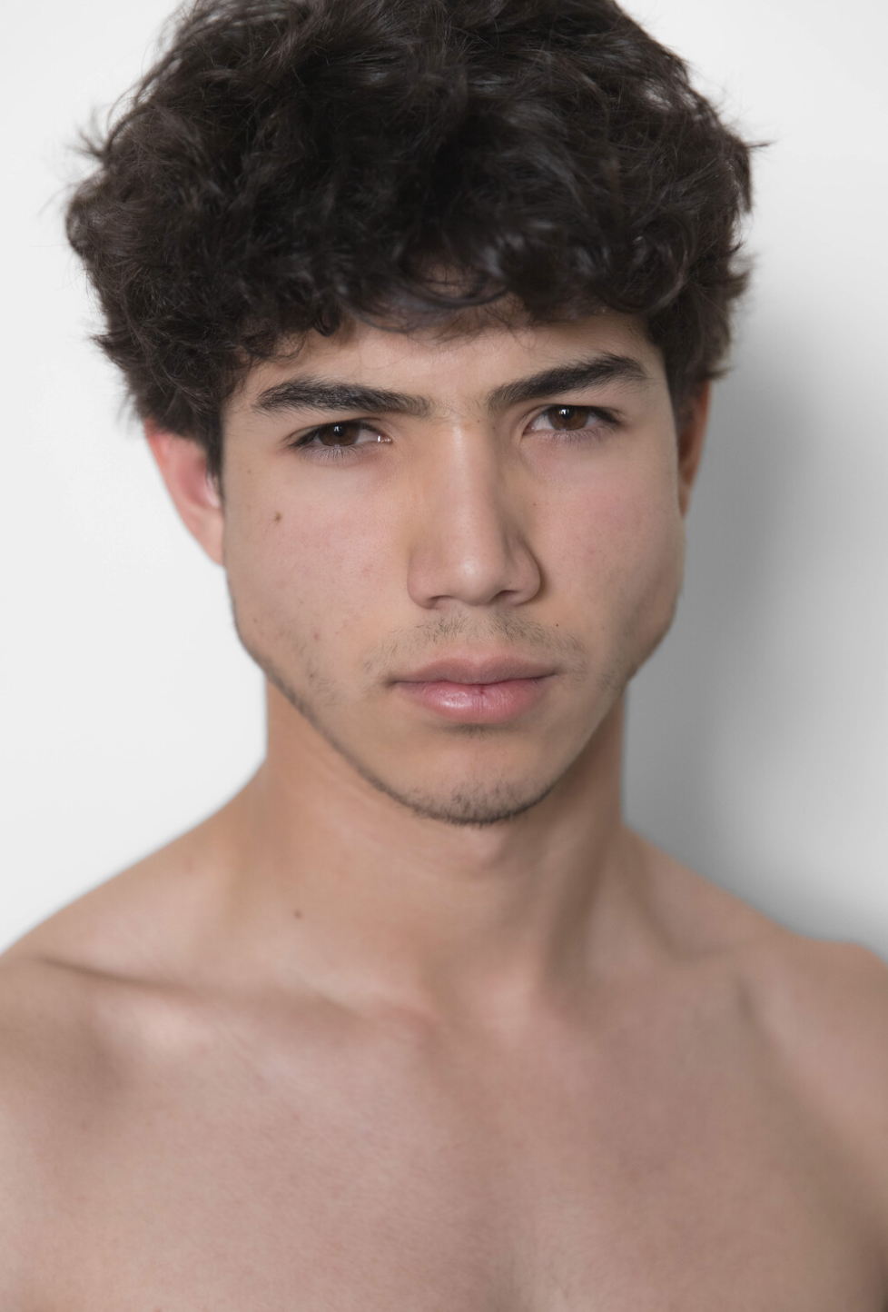 model profile picture